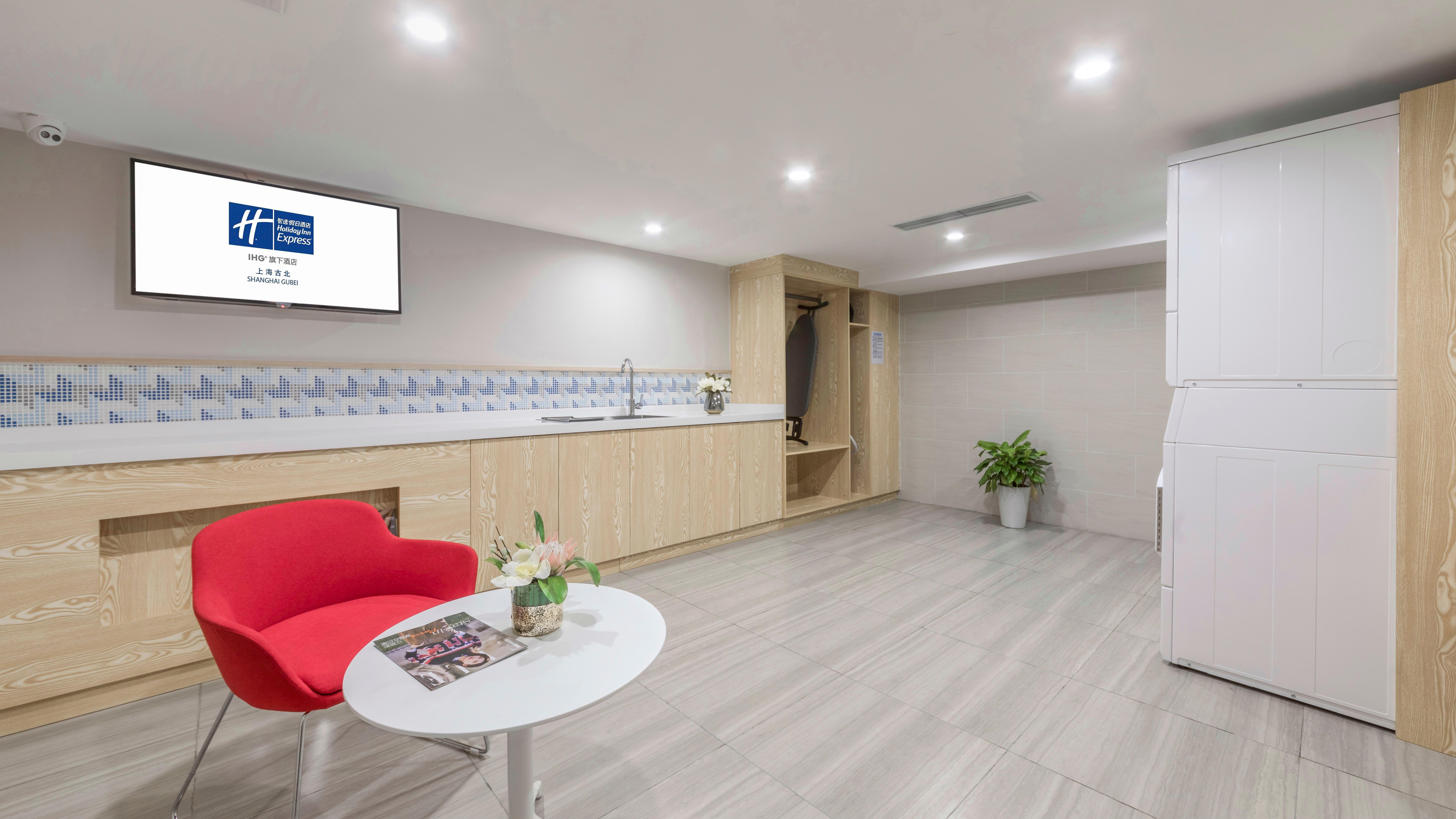 Holiday Inn Express Shanghai Gubei By Ihg Exteriér fotografie
