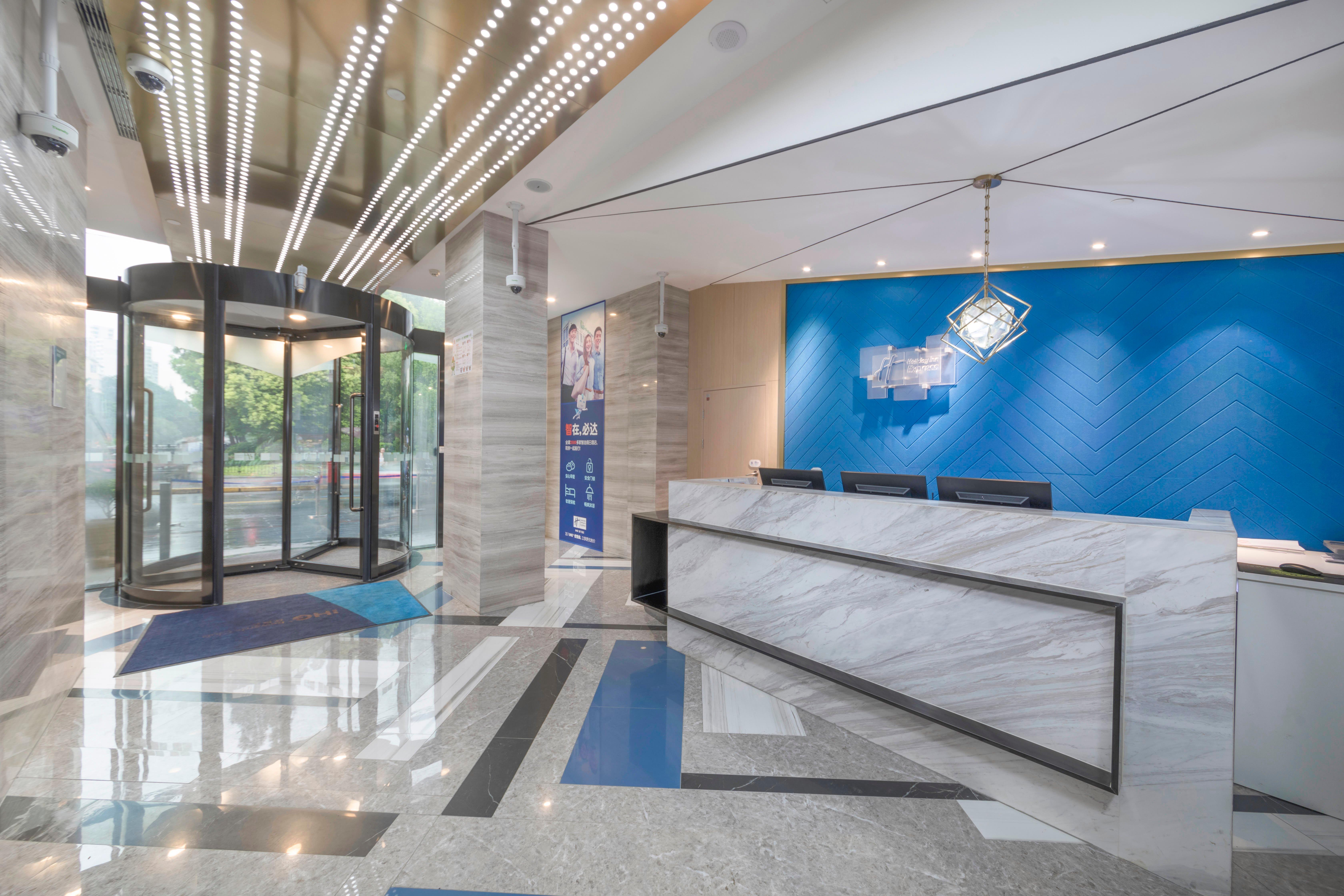 Holiday Inn Express Shanghai Gubei By Ihg Exteriér fotografie